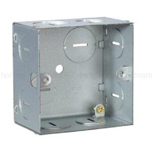 Đế âm tường vuông Legrand T368 kim loại