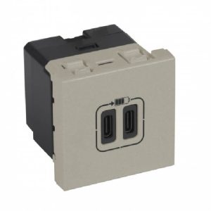 Ổ cắm sạc USB C Legrand Arteor 571078