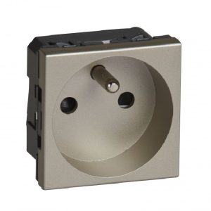 Ổ cắm đơn ba chấu 16A chuẩn Pháp Arteor 570021