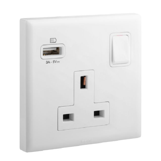 Ổ cắm đơn ba chấu chuẩn Anh 13A có USB Eloe 618058 2 Ổ cắm đơn ba chấu chuẩn Anh có USB Eloe 618058