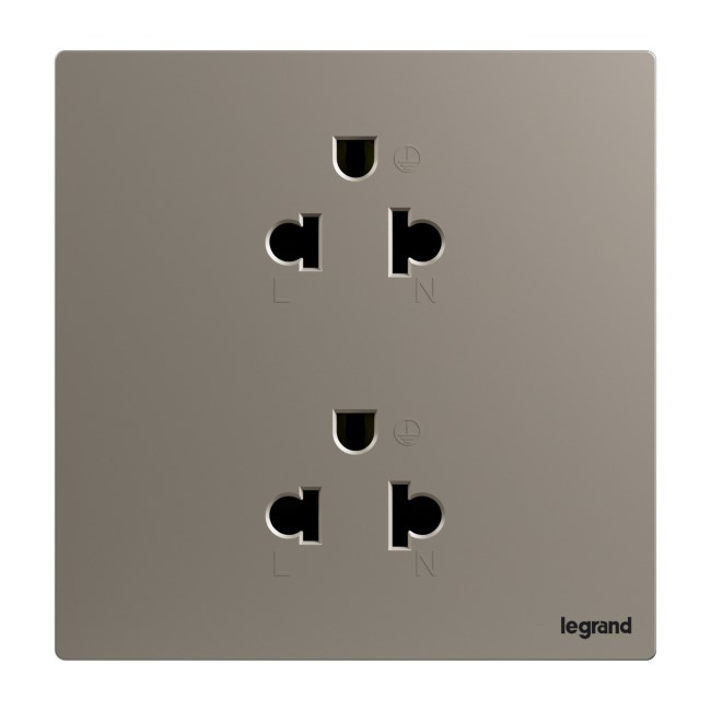 Ổ cắm đôi ba chấu EU-US 16A Galion Up GA31088MW 3 Legrand Galion Up GA31088CH