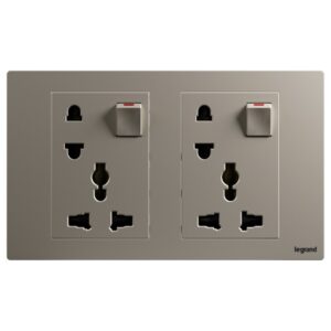 Ổ cắm đa năng năm chấu có công tắc 16A Galion Up GA32107CH